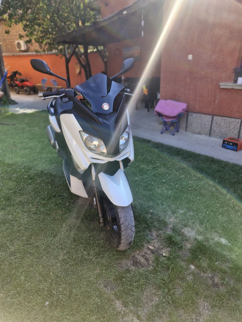 Yamaha X-max Швейцария , снимка 3 - Мотоциклети и мототехника - 52560919
