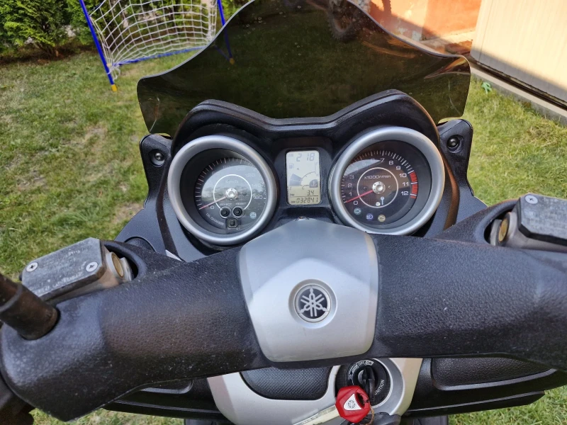 Yamaha X-max Швейцария , снимка 4 - Мотоциклети и мототехника - 52560919
