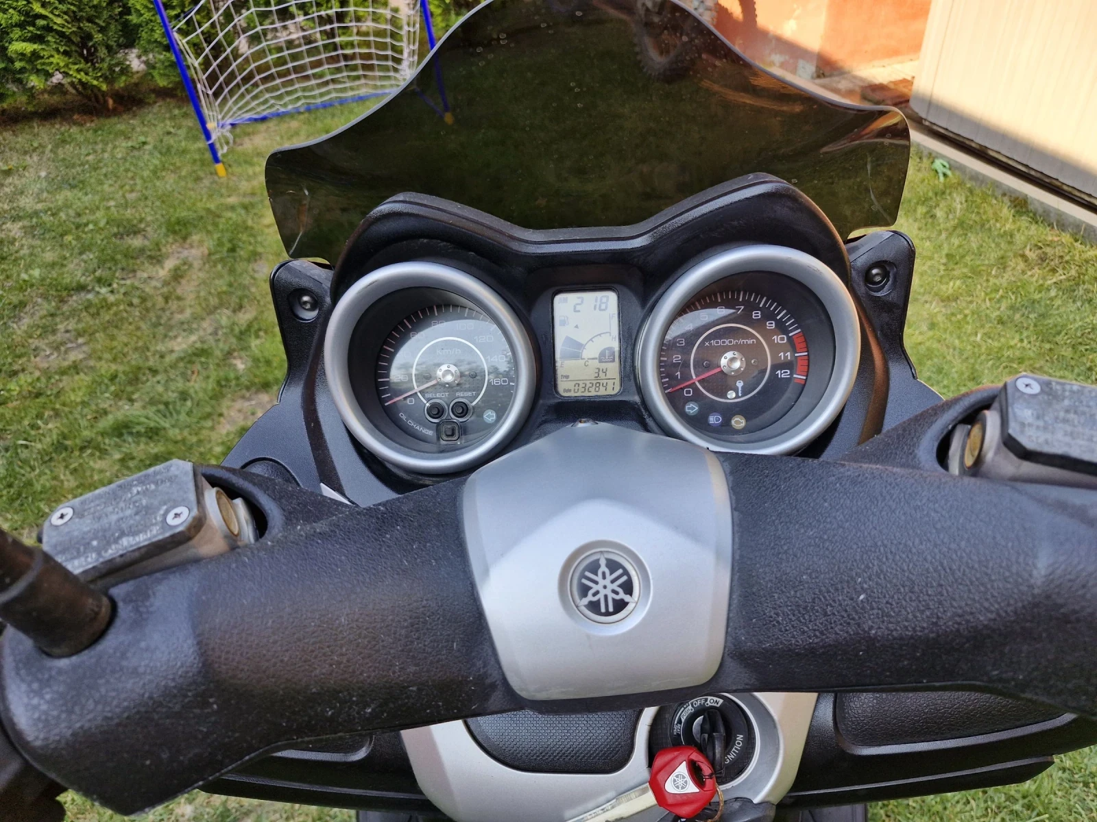 Yamaha X-max Швейцария  - изображение 4