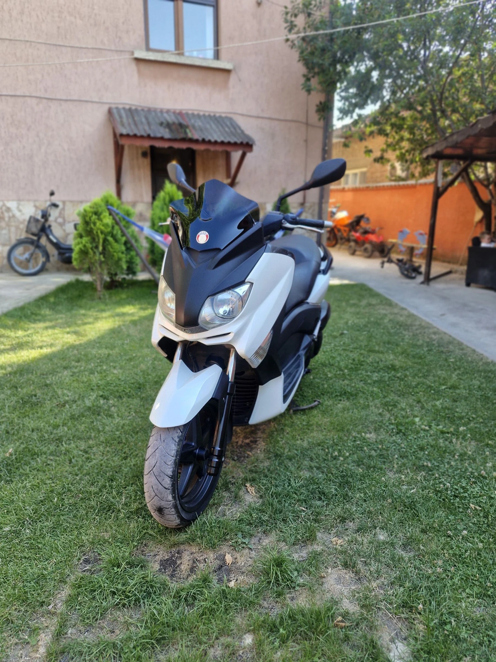 Yamaha X-max Швейцария  - изображение 2