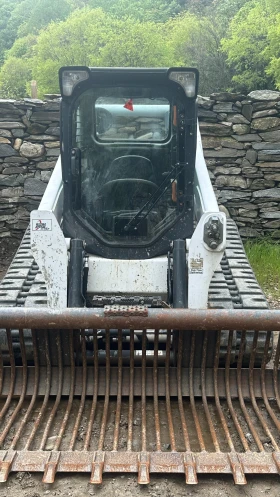 Мини челни товарачи Bobcat Т770, снимка 1