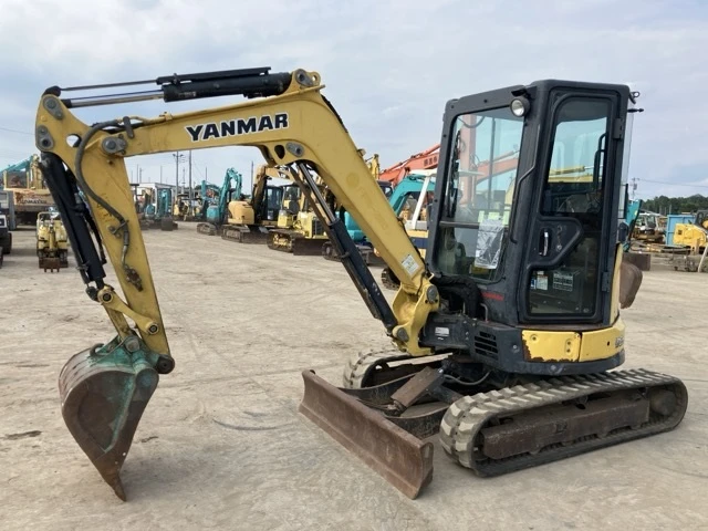 Багер Yanmar VIO30-6 - ОЧАКВАН 30.10.2026!!!