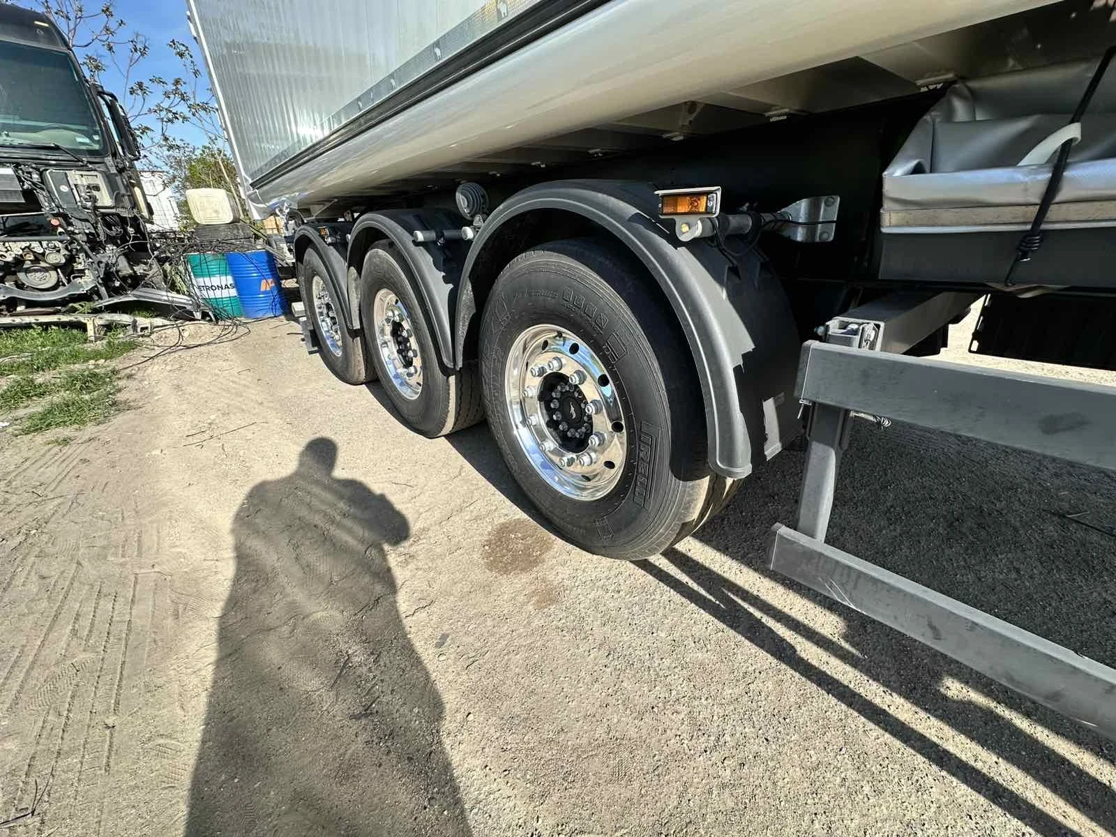 Полуремарке Schmitz CARGOBUL, снимка 7 - Ремаркета - 54345370