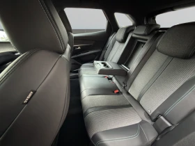 Peugeot 3008 ALLURE PACK 1.2 130 Гаранция до 03.2030 г., снимка 12