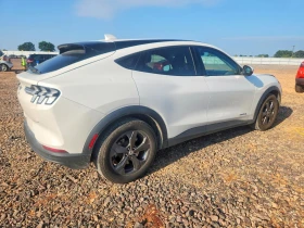 Ford Mustang Mach-E SELECT AWD , снимка 3