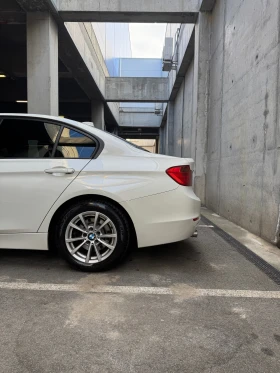 BMW 320 xDrive, снимка 4