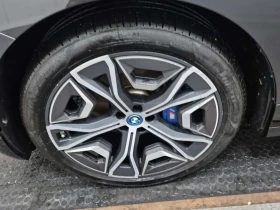 BMW iX M60 BOWERS&WILKINS| SKY LOUNGE| SWAROWSKI| LASER | Auto.bg — изображение 6