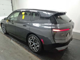 BMW iX M60 BOWERS&WILKINS| SKY LOUNGE| SWAROWSKI| LASER | Auto.bg — изображение 4