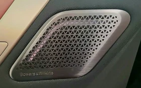 BMW iX 50 B&W 2години гаранция SOH 100% - 69000 € / 134952.27 лв. - 42901971 14