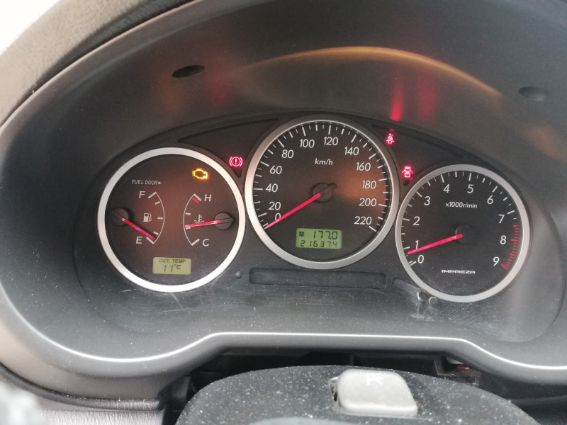Subaru Impreza 2.0 Tip-R  газ бензин, снимка 6 - Автомобили и джипове - 46110223
