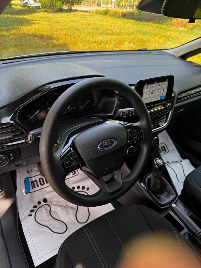 Ford Fiesta, снимка 13 - Автомобили и джипове - 46354722