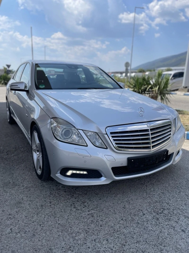 Mercedes-Benz E 350 AMG/Avantgarde, снимка 2 - Автомобили и джипове - 47211827