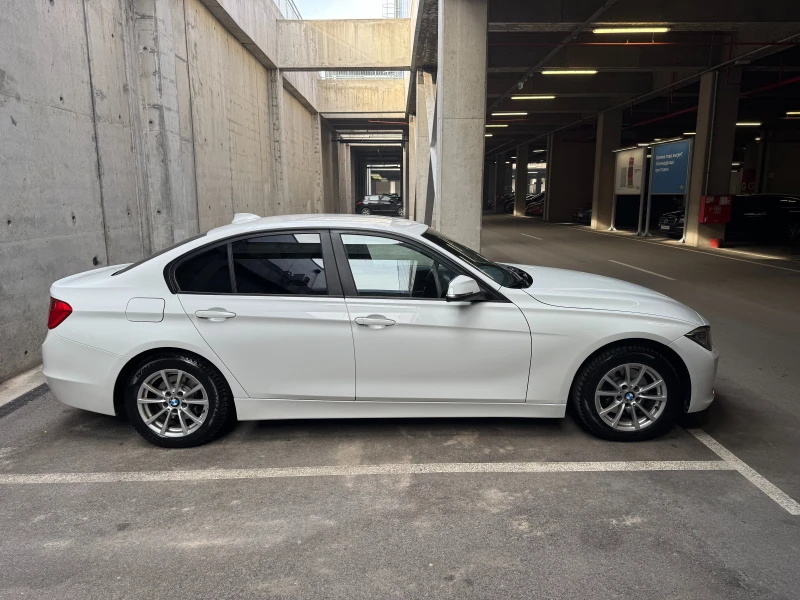 BMW 320 xDrive, снимка 8 - Автомобили и джипове - 48758441