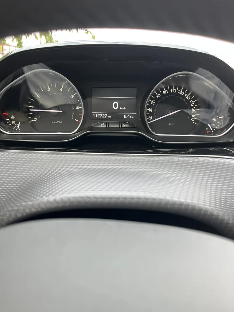 Peugeot 2008 1.2/82k./EURO6/ ПАНОРАМА / ПЕРФЕКТНО СЪСТОЯНИЕ!, снимка 7 - Автомобили и джипове - 52396859