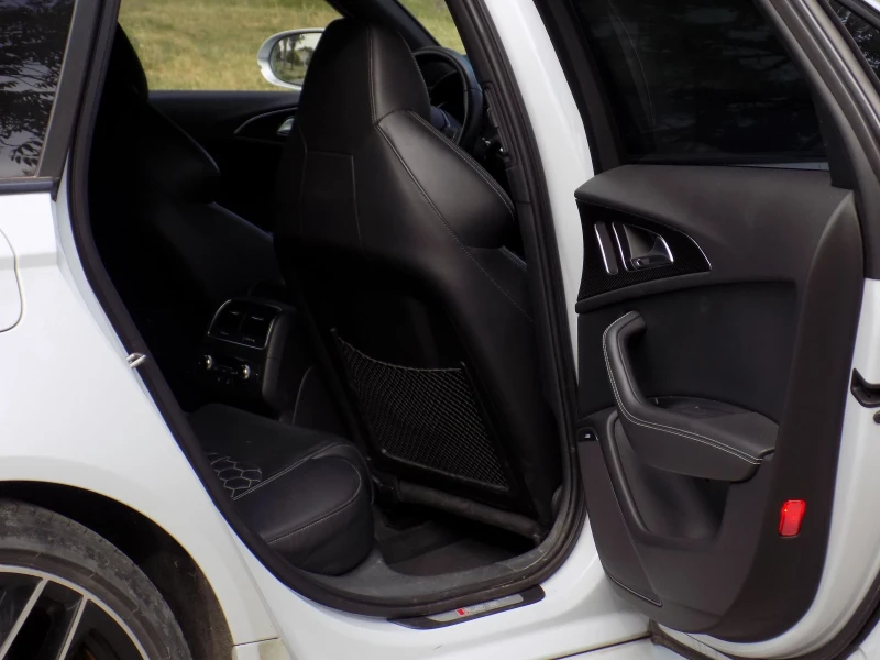 Audi Rs6 4.0tfsi, снимка 11 - Автомобили и джипове - 52945111