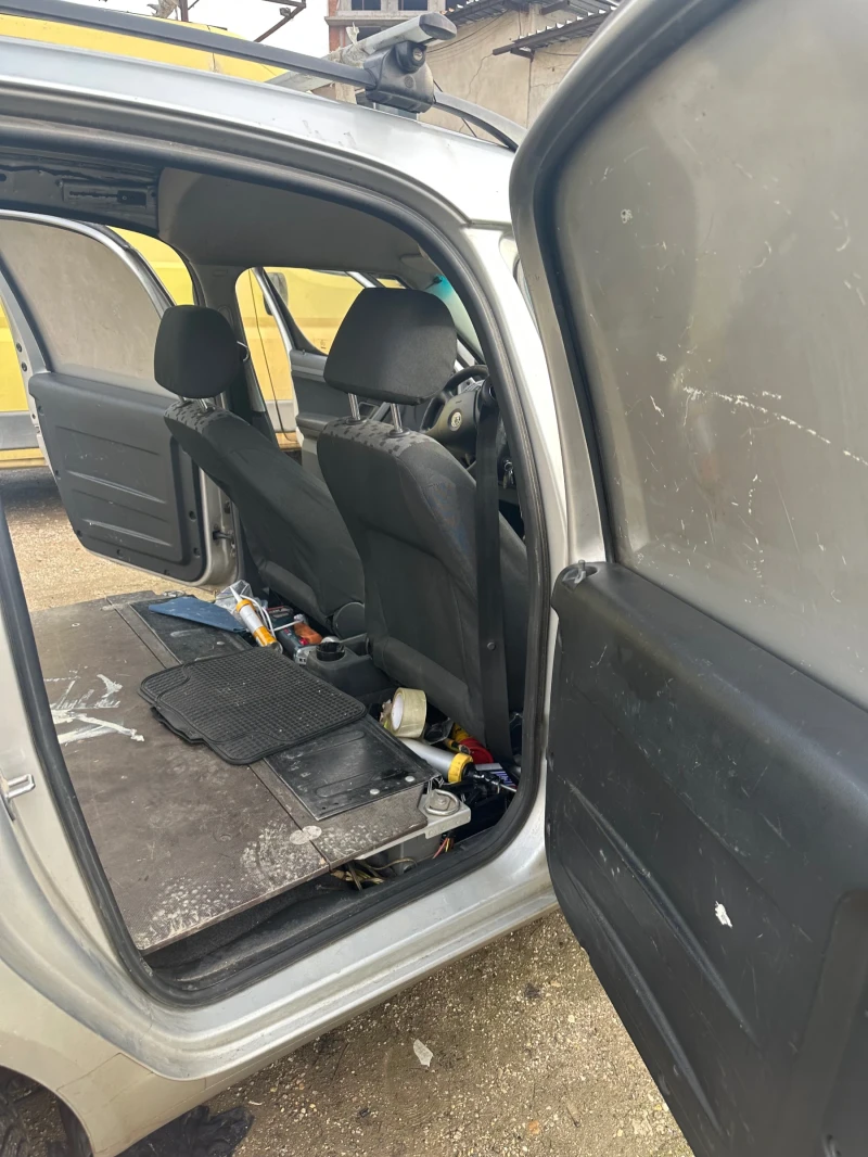 Skoda Roomster, снимка 9 - Автомобили и джипове - 53122080