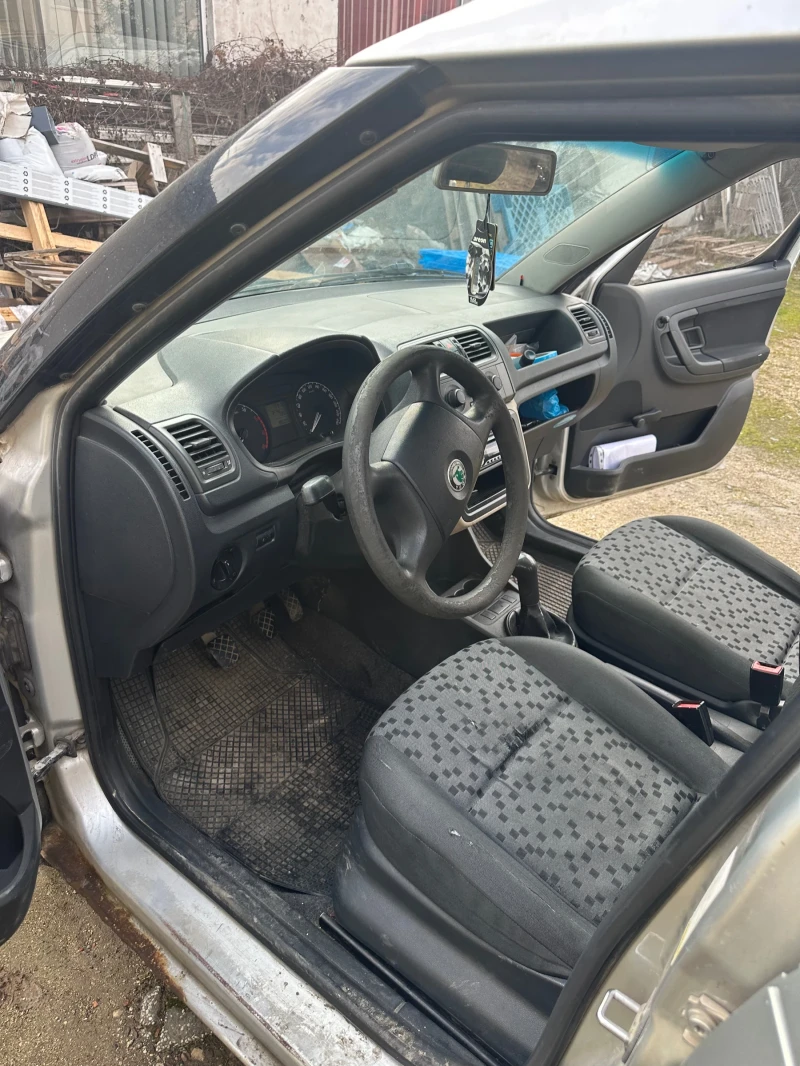 Skoda Roomster, снимка 5 - Автомобили и джипове - 53122080