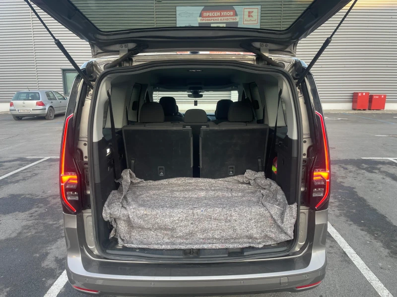 VW Caddy Maxi 2.0 TDI 6+ 1 ГАРАНЦИЯ, снимка 13 - Автомобили и джипове - 53133222