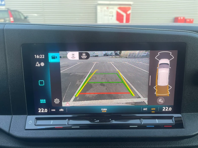 VW Caddy Maxi 2.0 TDI 6+ 1 ГАРАНЦИЯ, снимка 8 - Автомобили и джипове - 53133222