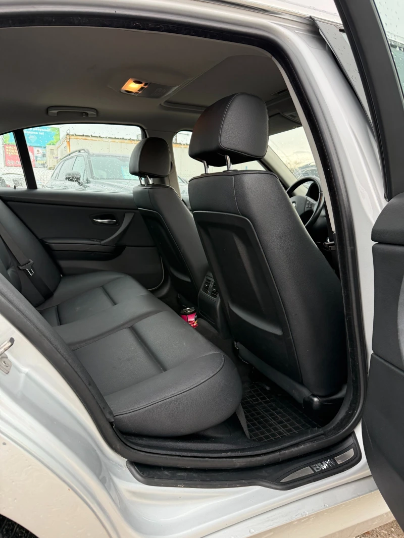 BMW 320 2.0d XDRIVE, снимка 13 - Автомобили и джипове - 53482460