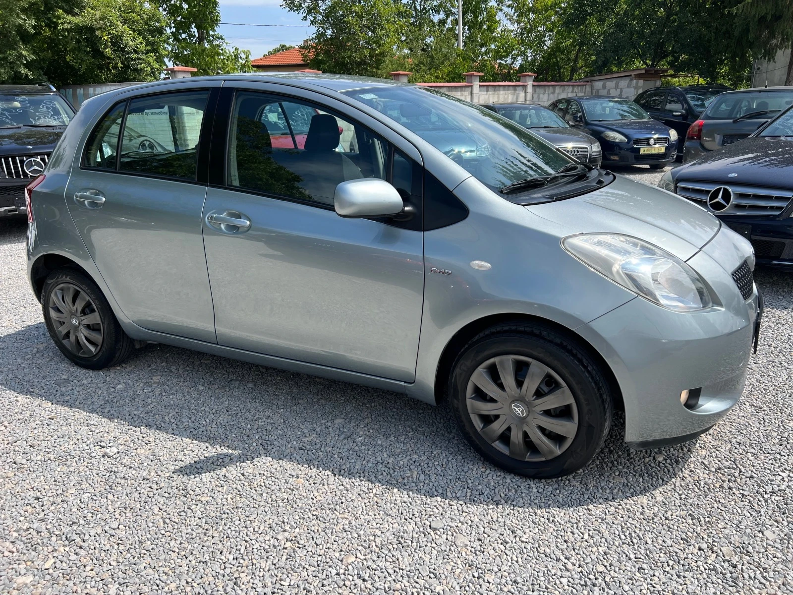 Toyota Yaris 1.4D4D-FACE-НАВИГАЦИЯ - изображение 8