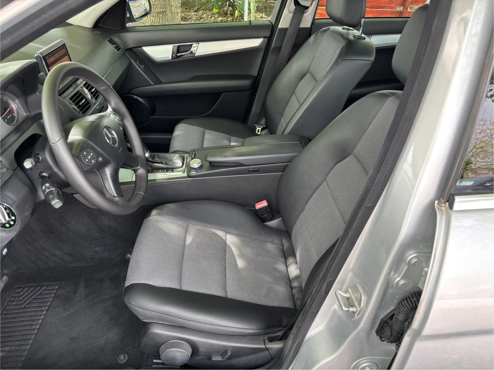Mercedes-Benz C 220 2.2CDI-AVANTGARDE* * *  - изображение 8