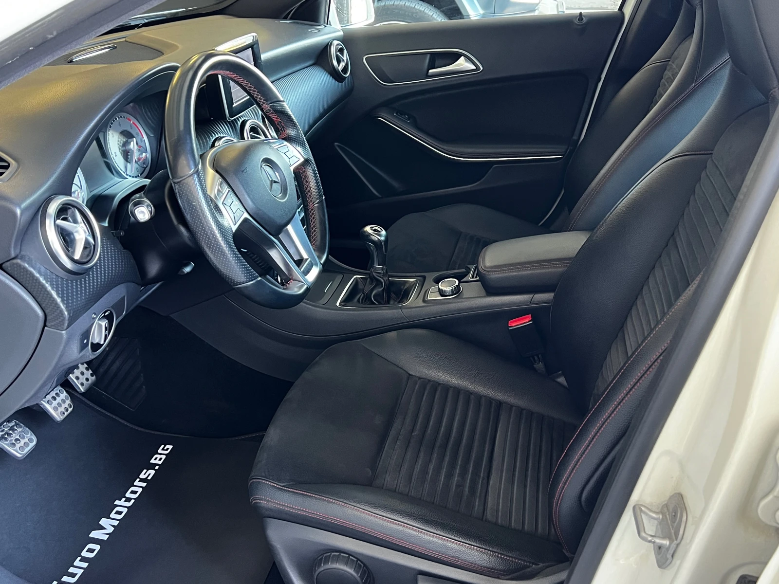 Mercedes-Benz A 200 CDI AMG LINE - изображение 8