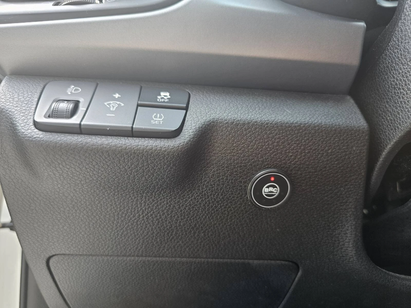 Kia Rio 1.2 - изображение 10