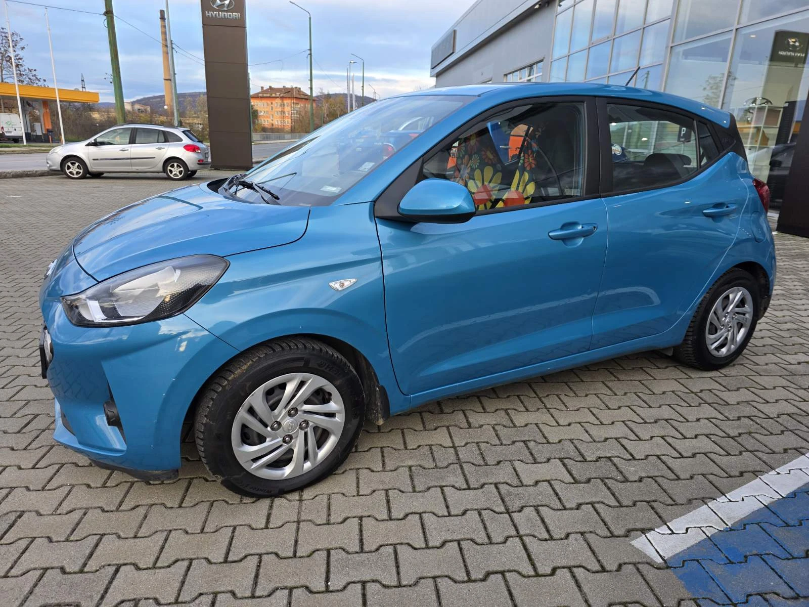 Hyundai I10 1.2 84к.с Comfort - изображение 4