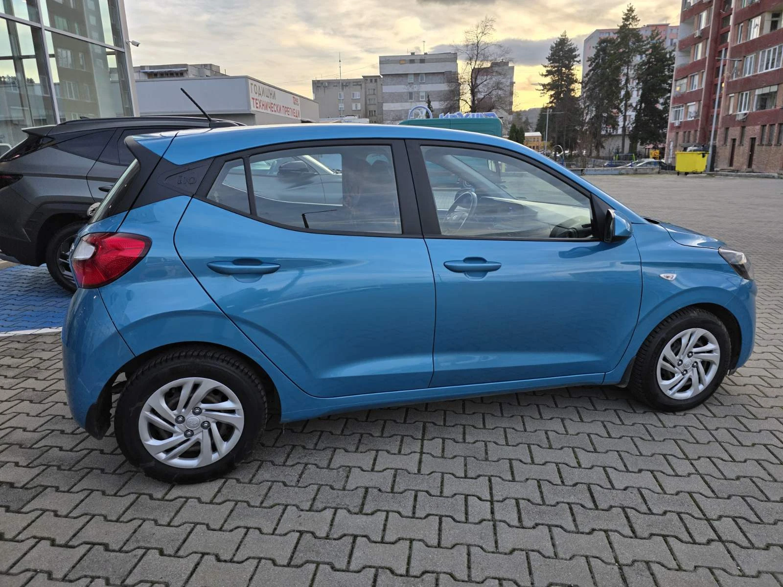 Hyundai I10 1.2 84к.с Comfort - изображение 6