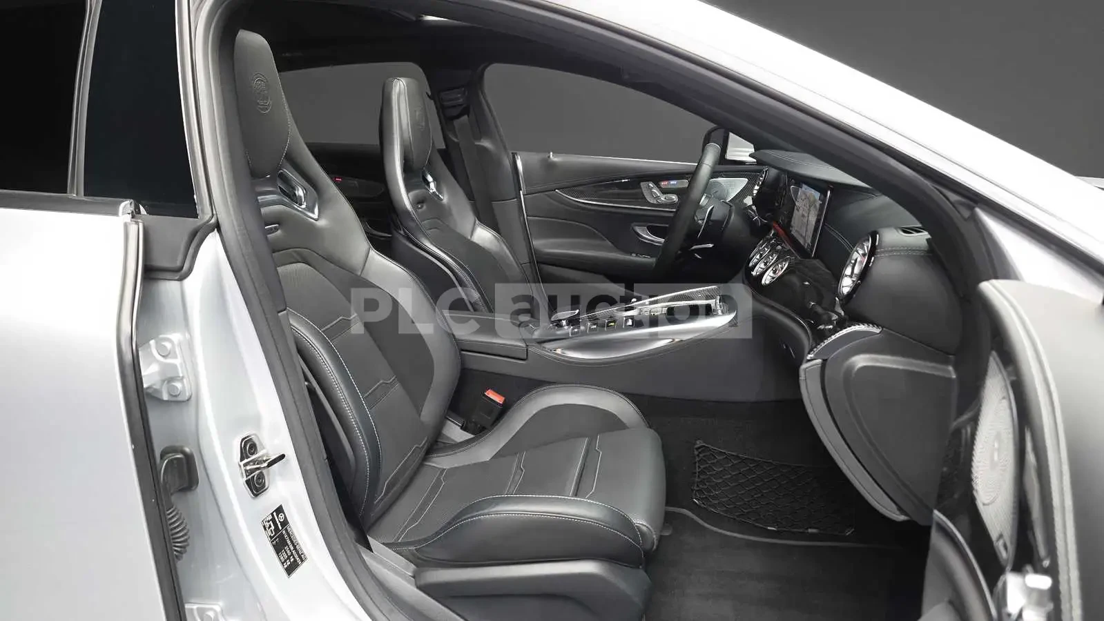 Mercedes-Benz AMG GT 63 S| 4 M| CARBON CERAMIC| BURMESTER| DISTRONIC| , снимка 9 - Автомобили и джипове - 54044706