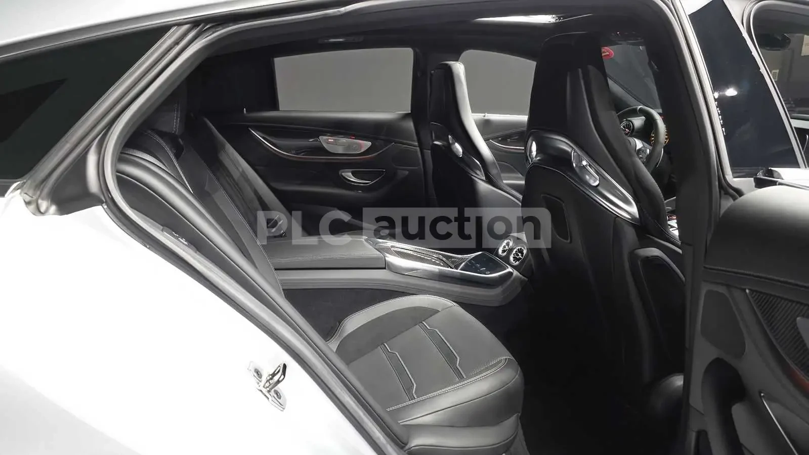 Mercedes-Benz AMG GT 63 S| 4 M| CARBON CERAMIC| BURMESTER| DISTRONIC| , снимка 10 - Автомобили и джипове - 54044706