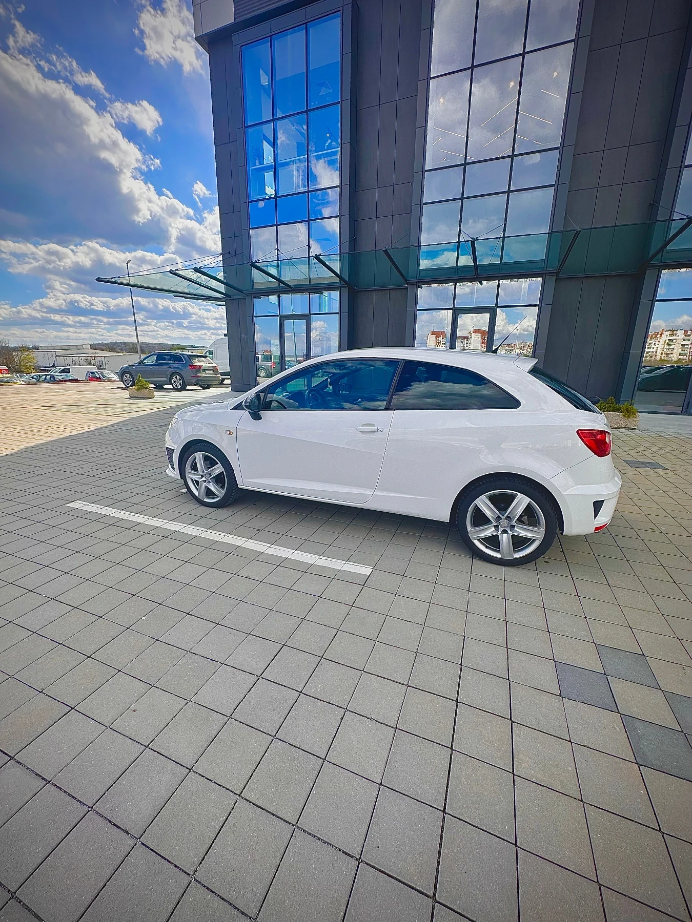 Seat Ibiza CUPRA, снимка 8 - Автомобили и джипове - 54149701