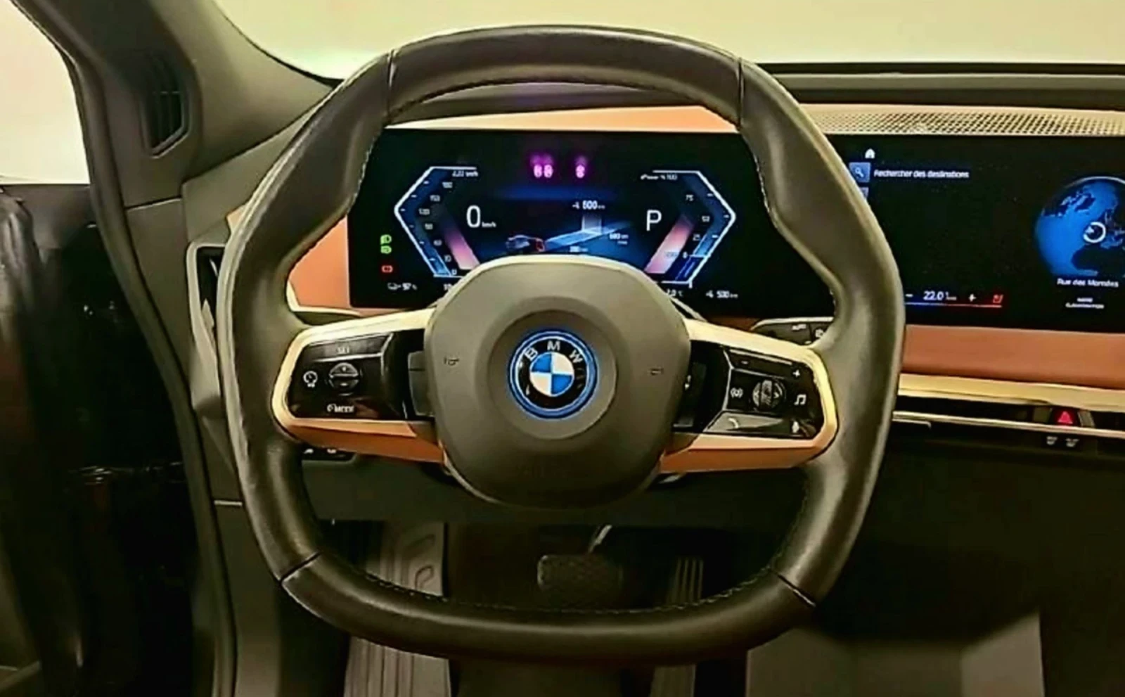 BMW iX 50 B&W 2години гаранция SOH 100%, снимка 6 - Автомобили и джипове - 54238668