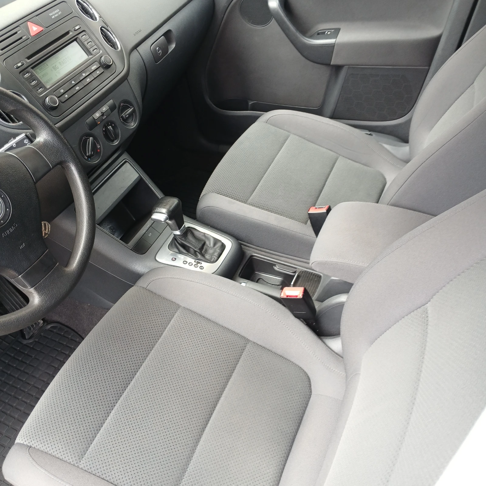 VW Golf Plus АВТОМАТИК , снимка 12 - Автомобили и джипове - 54447717