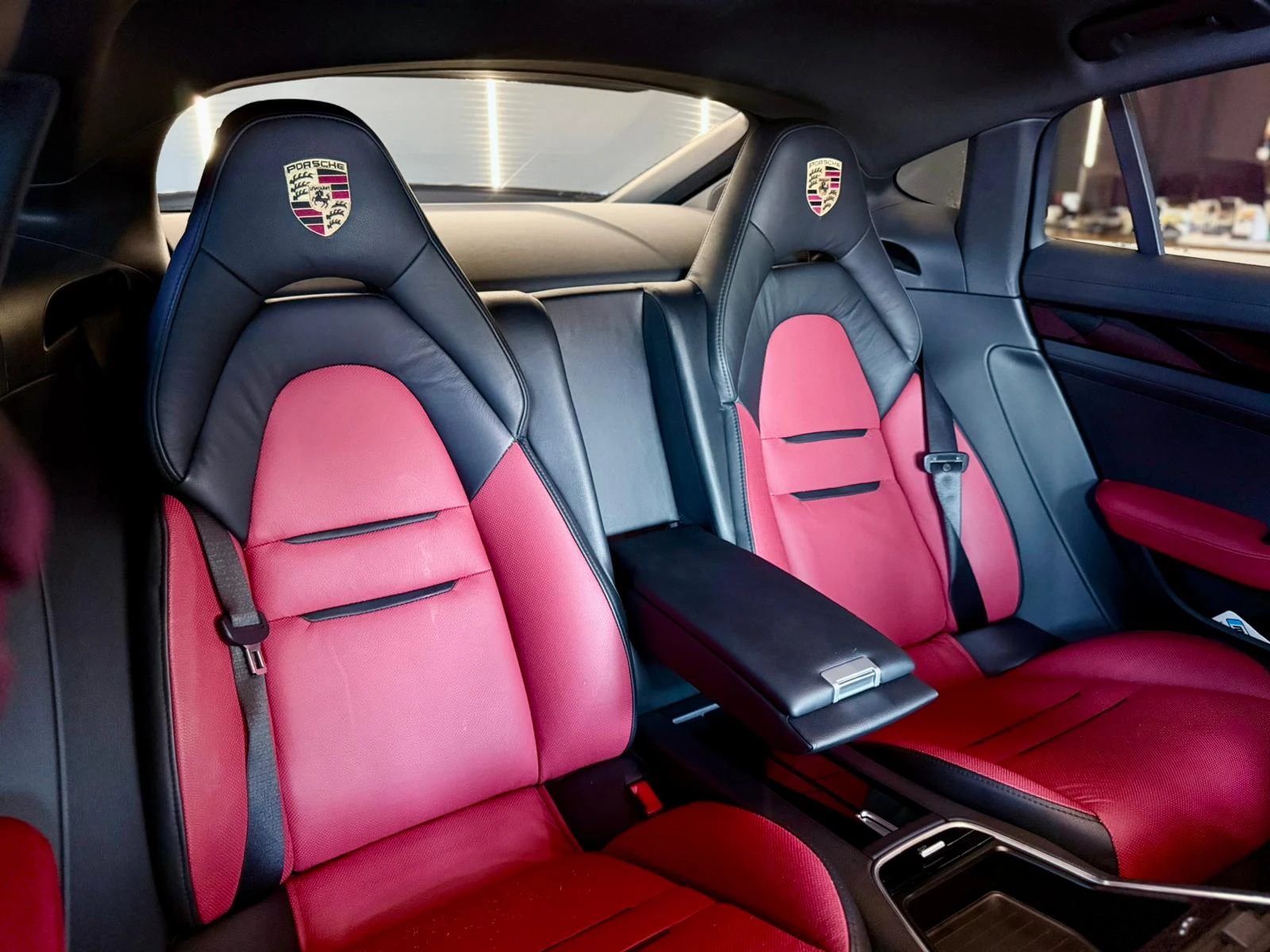 Porsche Panamera 4* Matrix* Bose* Pano* Подгрев* Обдух* Лизинг , снимка 15 - Автомобили и джипове - 54647905