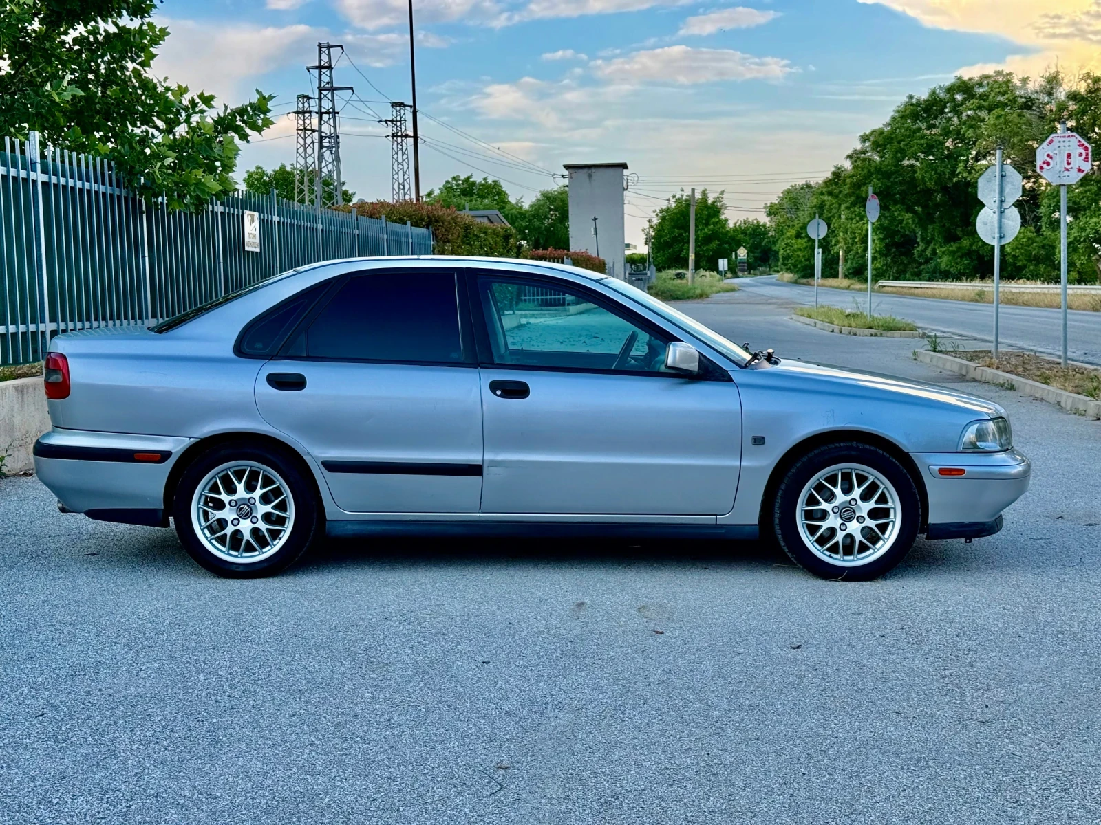 Volvo S40 LPG/ ОТЛИЧНО, снимка 4 - Автомобили и джипове - 54775123