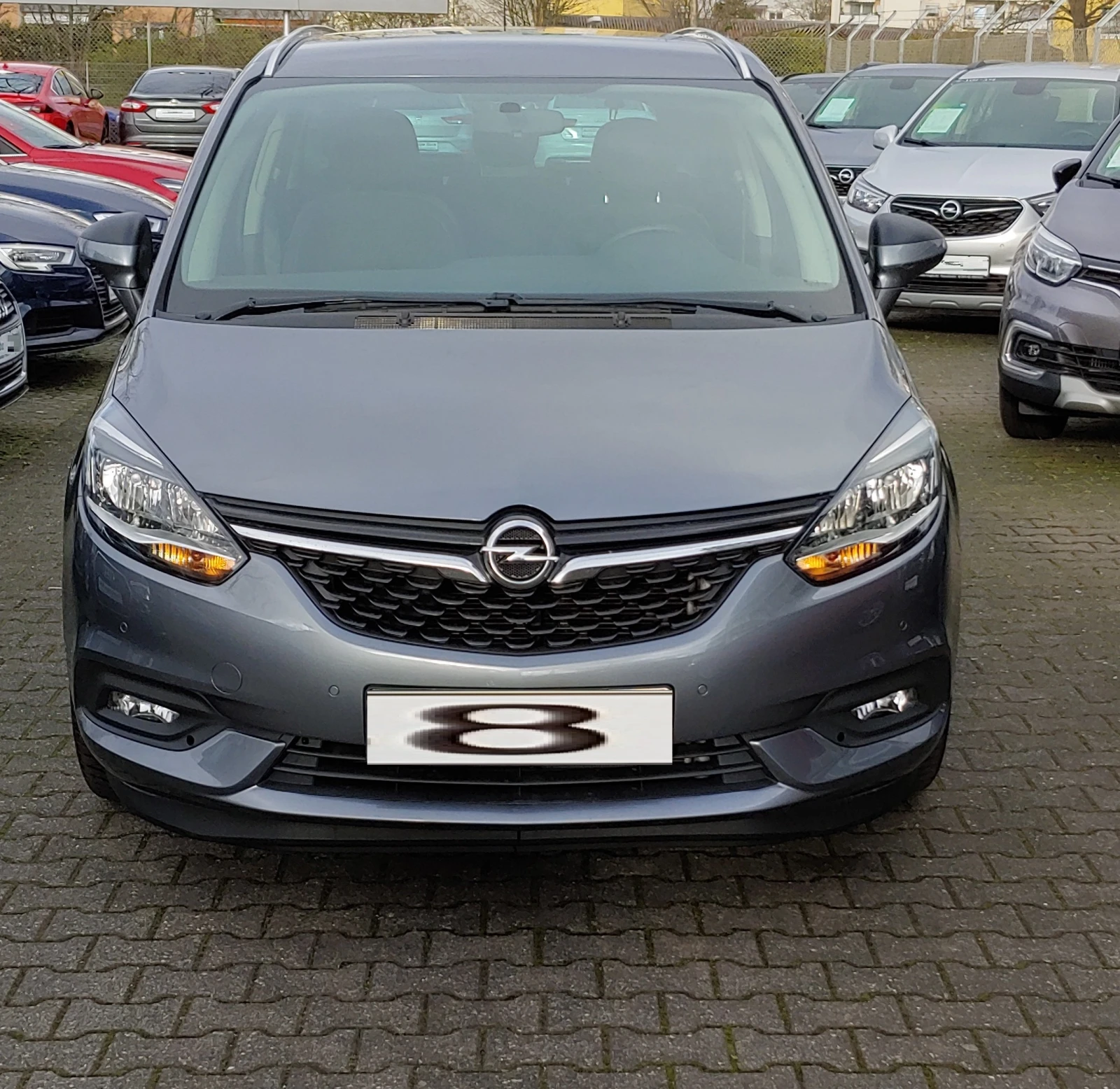 Opel Zafira 1.4, снимка 2 - Автомобили и джипове - 55039008