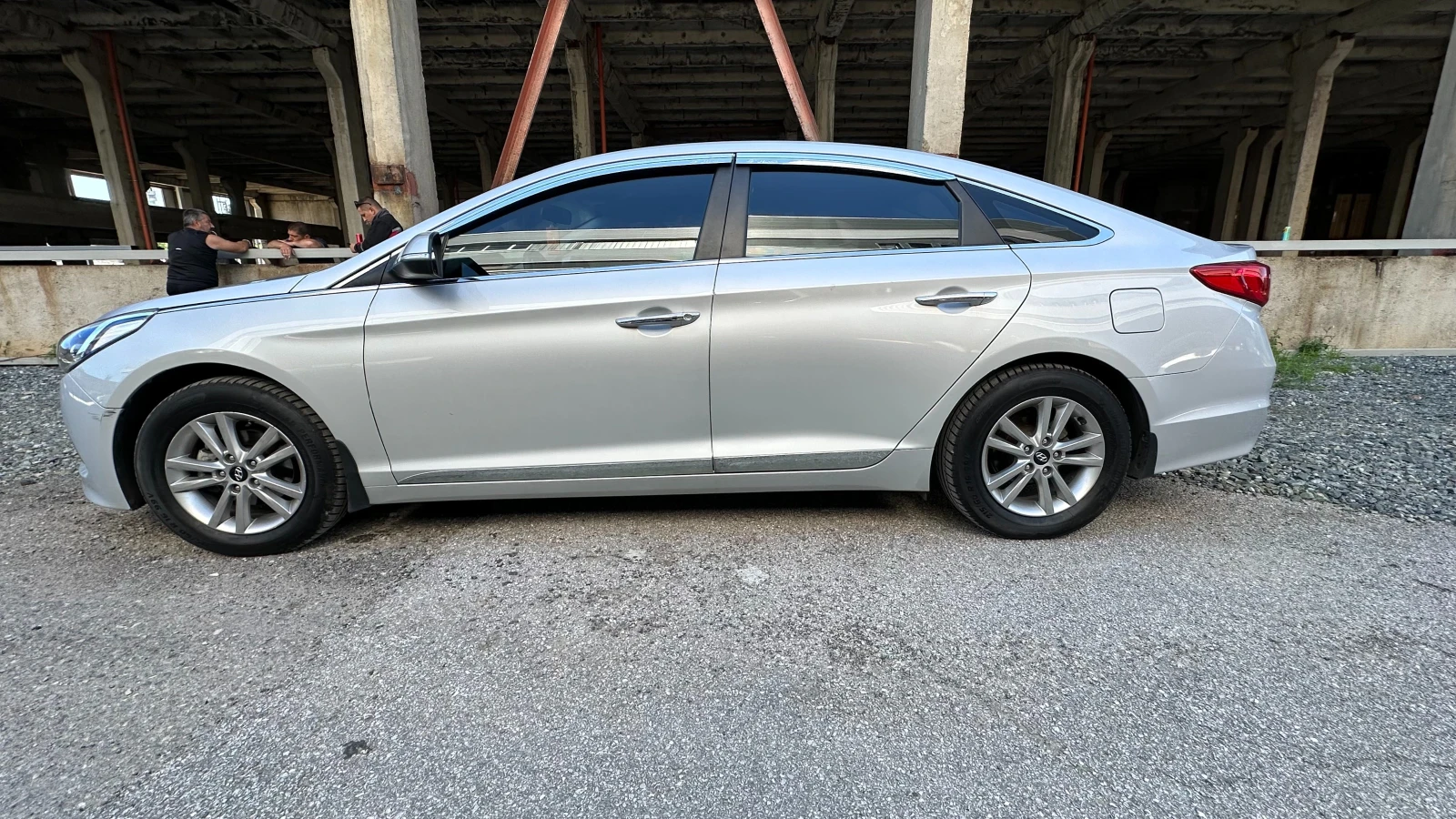 Hyundai Sonata 2.0, снимка 6 - Автомобили и джипове - 55092106