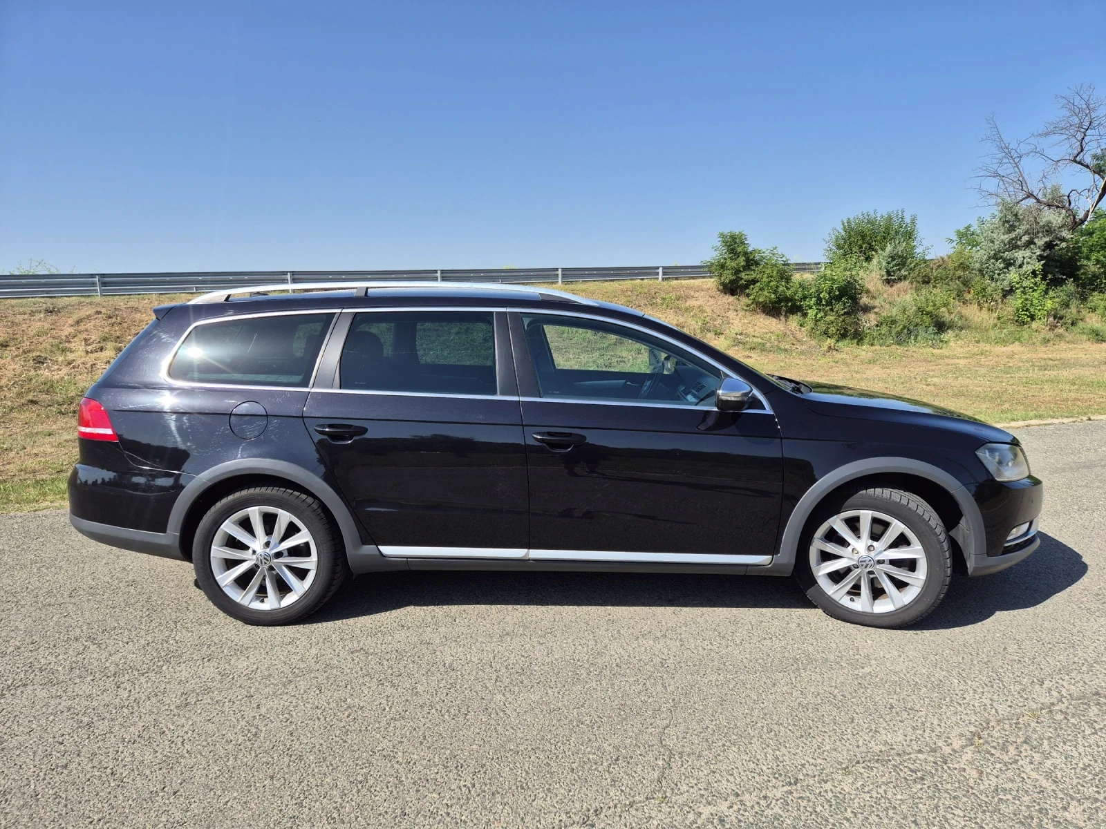 VW Passat 2, 0TDI/6sk/NAVI, снимка 3 - Автомобили и джипове - 55102493