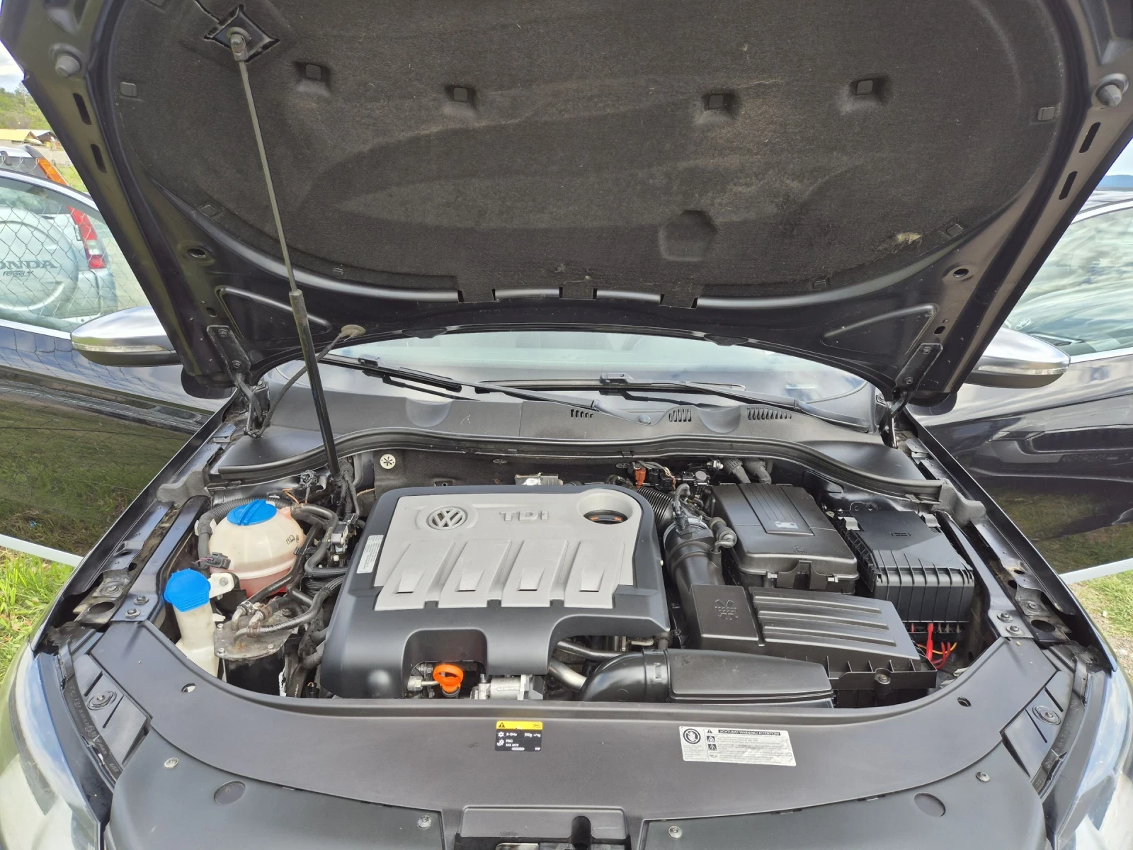 VW Passat 2, 0TDI/6sk/NAVI, снимка 15 - Автомобили и джипове - 55102493