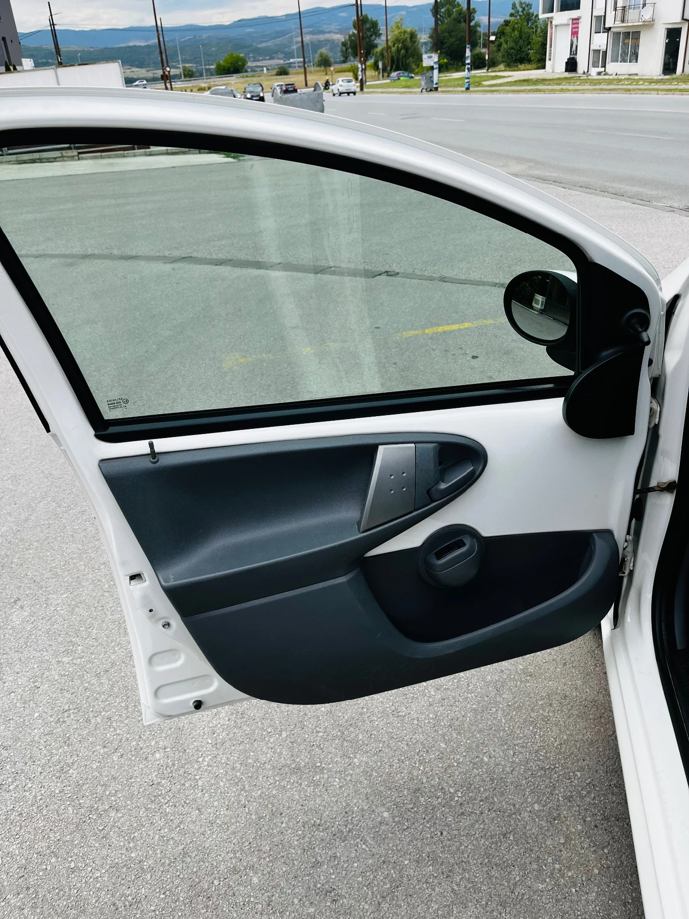 Citroen C1 ГАЗ/Бензин, Климатик. Реални 98 665 км., снимка 8 - Автомобили и джипове - 55142451