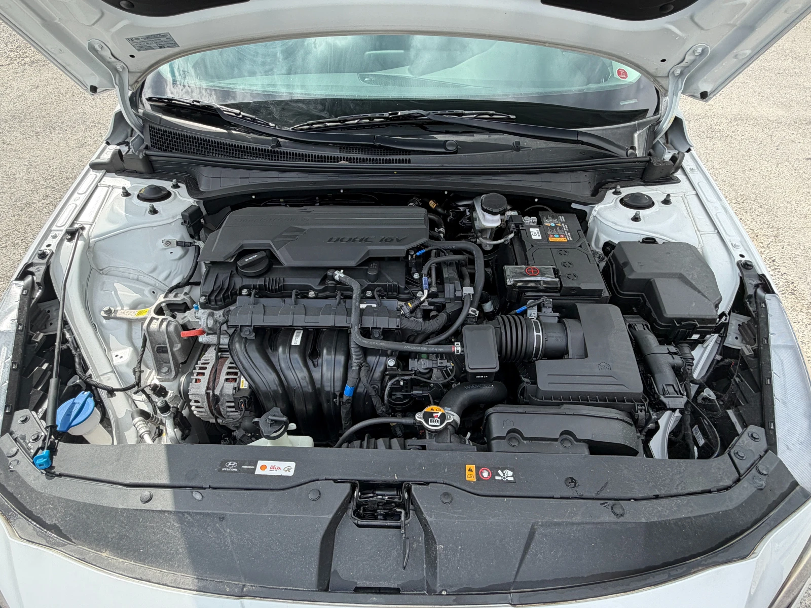Hyundai Elantra EXL 2023г. Перфектна, снимка 13 - Автомобили и джипове - 55175051