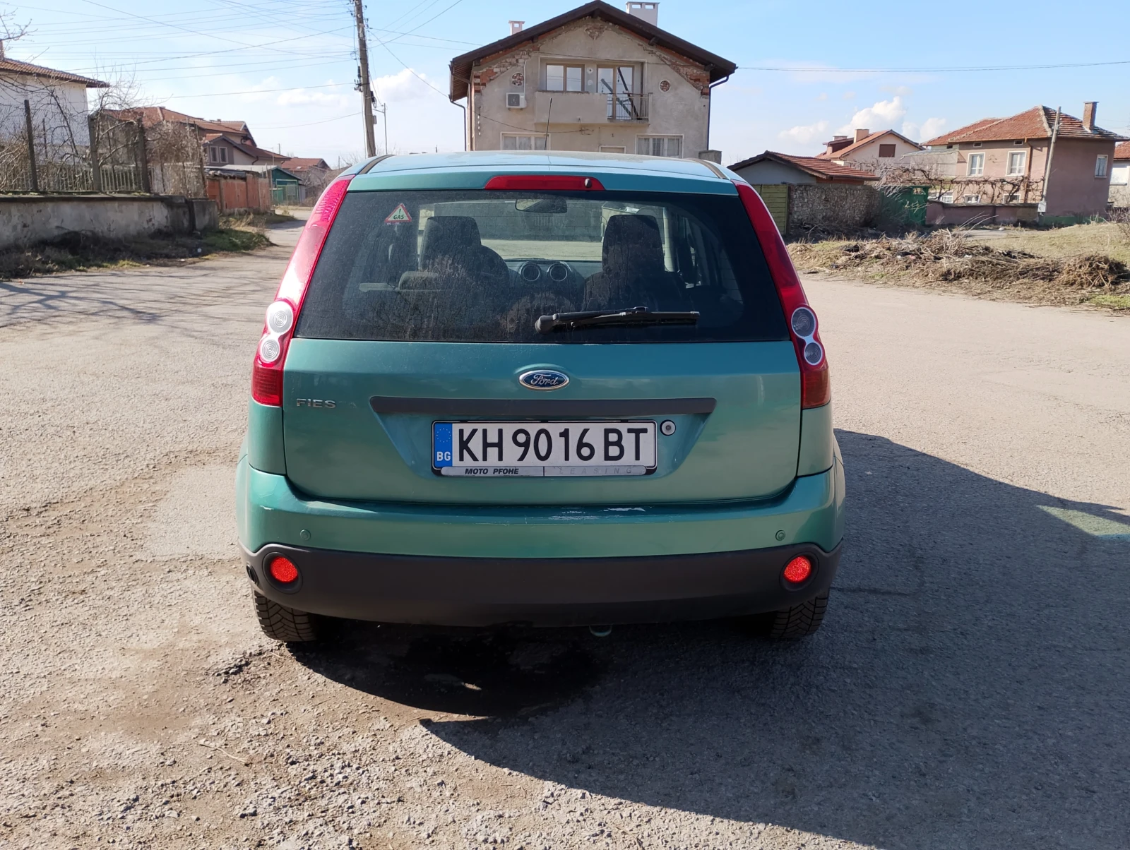 Ford Fiesta 1.3, снимка 3 - Автомобили и джипове - 56032221