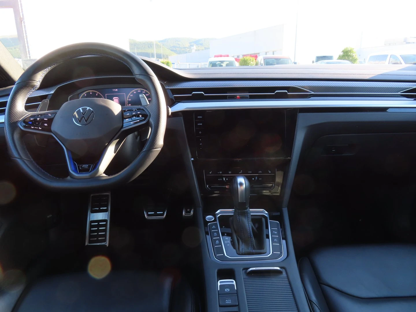 VW Arteon, снимка 5 - Автомобили и джипове - 56422002