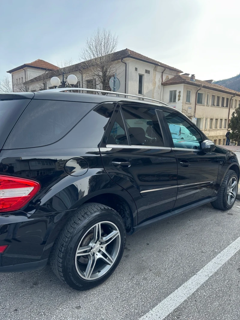 Mercedes-Benz ML 350, снимка 9 - Автомобили и джипове - 48155580