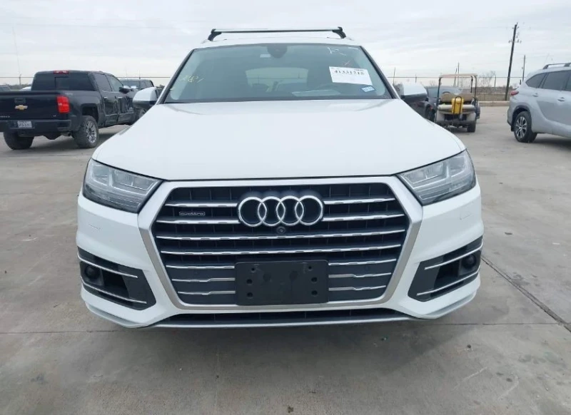 Audi Q7, снимка 1 - Автомобили и джипове - 49265746