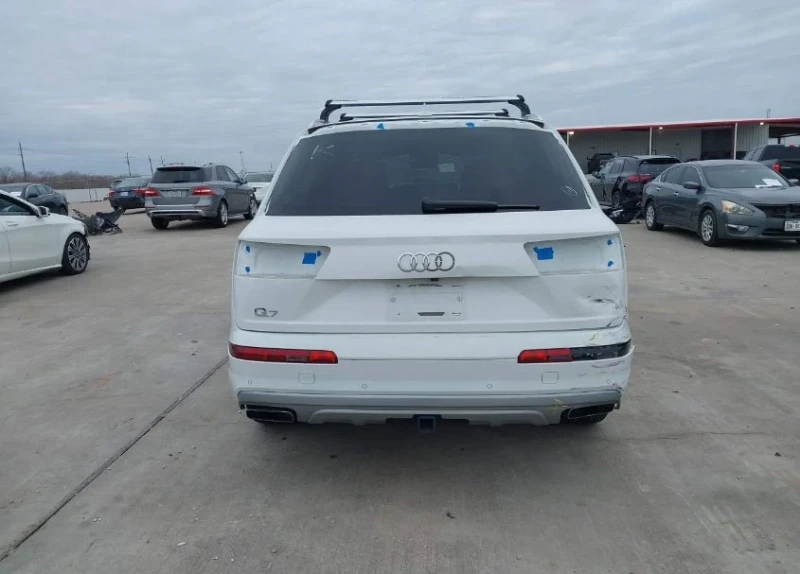 Audi Q7, снимка 4 - Автомобили и джипове - 49265746