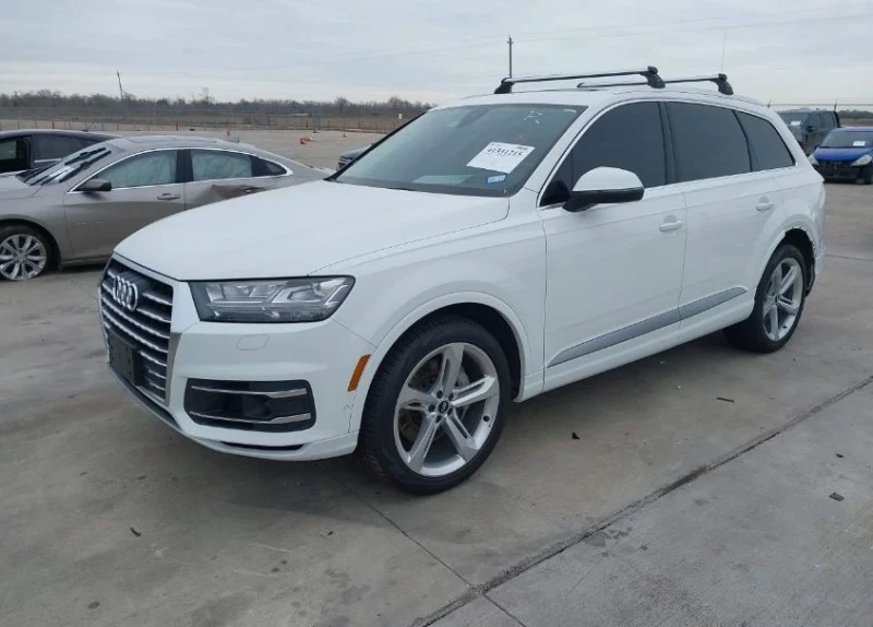 Audi Q7, снимка 2 - Автомобили и джипове - 49265746