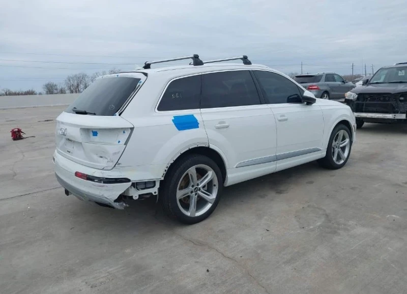 Audi Q7, снимка 5 - Автомобили и джипове - 49265746